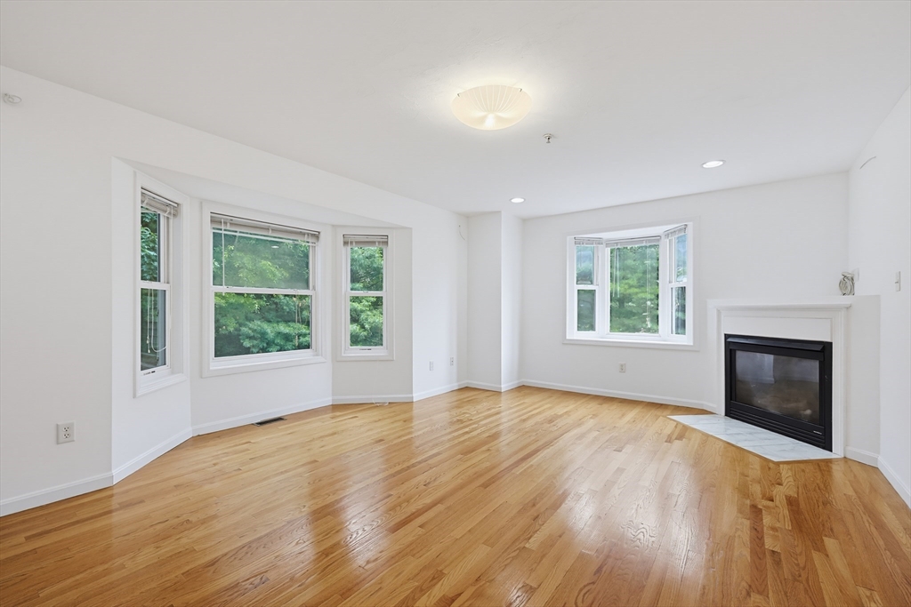 3103 Maple Brook Road, Unit 3103 Bellingham, MA 02019 - Photo 4 of 34