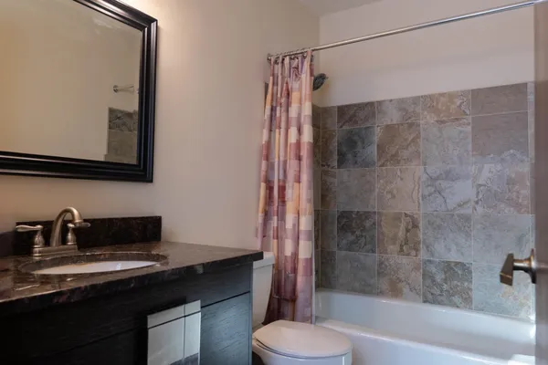 $143,000 | 4710 58th Avenue North, Unit 301, Crystal, MN 55429