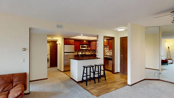 $143,000 | 4710 58th Avenue North, Unit 301, Crystal, MN 55429