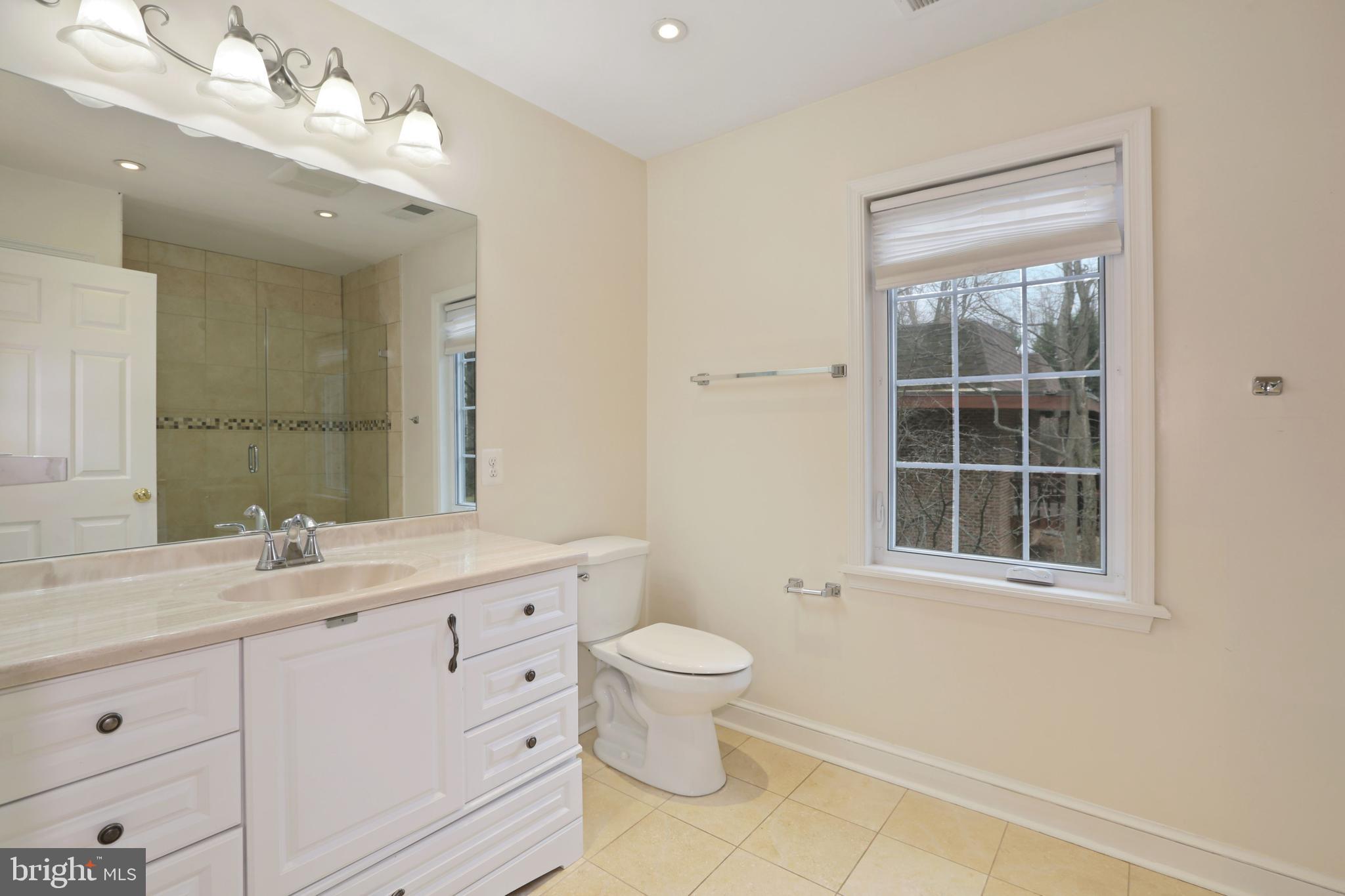 11017 Marcliff Road North Bethesda, MD 20852 - Photo 20 of 30