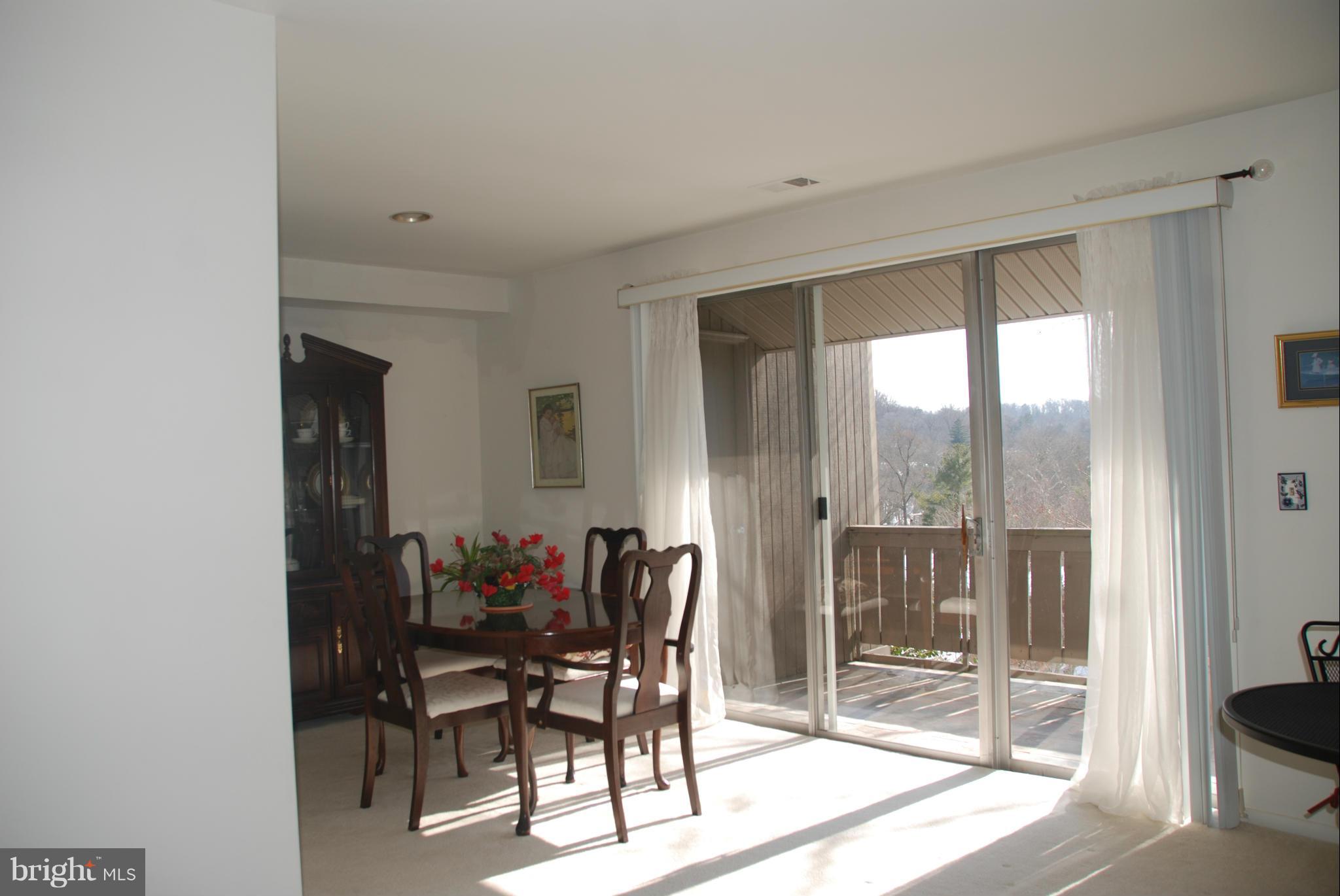 102 Cross Keys Road, Unit R102F Baltimore, MD 21210 - Photo 7 of 18 Dining Room