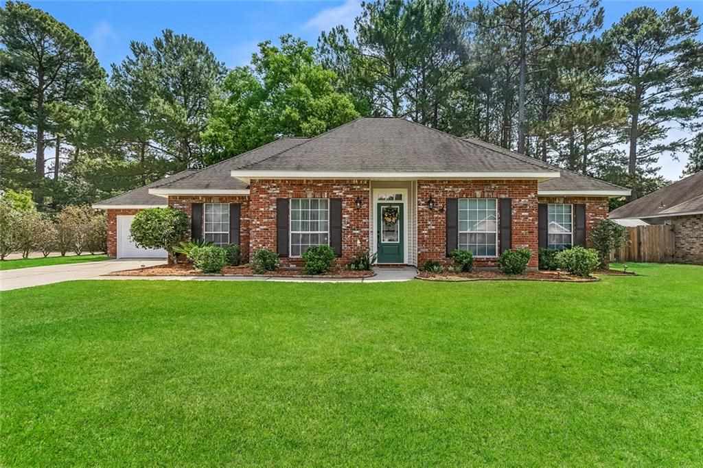 2012 West Ridge Drive Mandeville, LA 70448 - Photo 1 of 21 Gallery Image 1