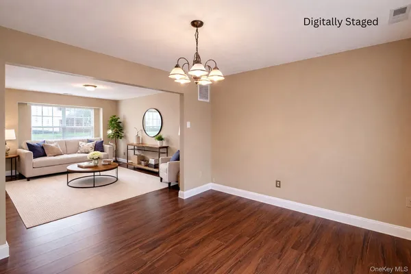 $324,999 | 256 Quassaick Avenue, Unit 13, New Windsor, NY 12553