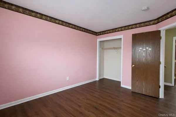 $324,999 | 256 Quassaick Avenue, Unit 13, New Windsor, NY 12553