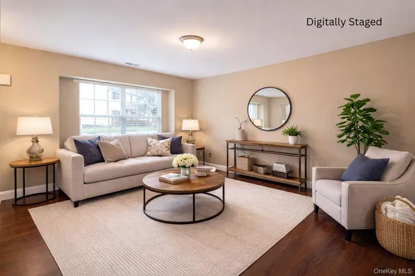 $324,999 | 256 Quassaick Avenue, Unit 13, New Windsor, NY 12553