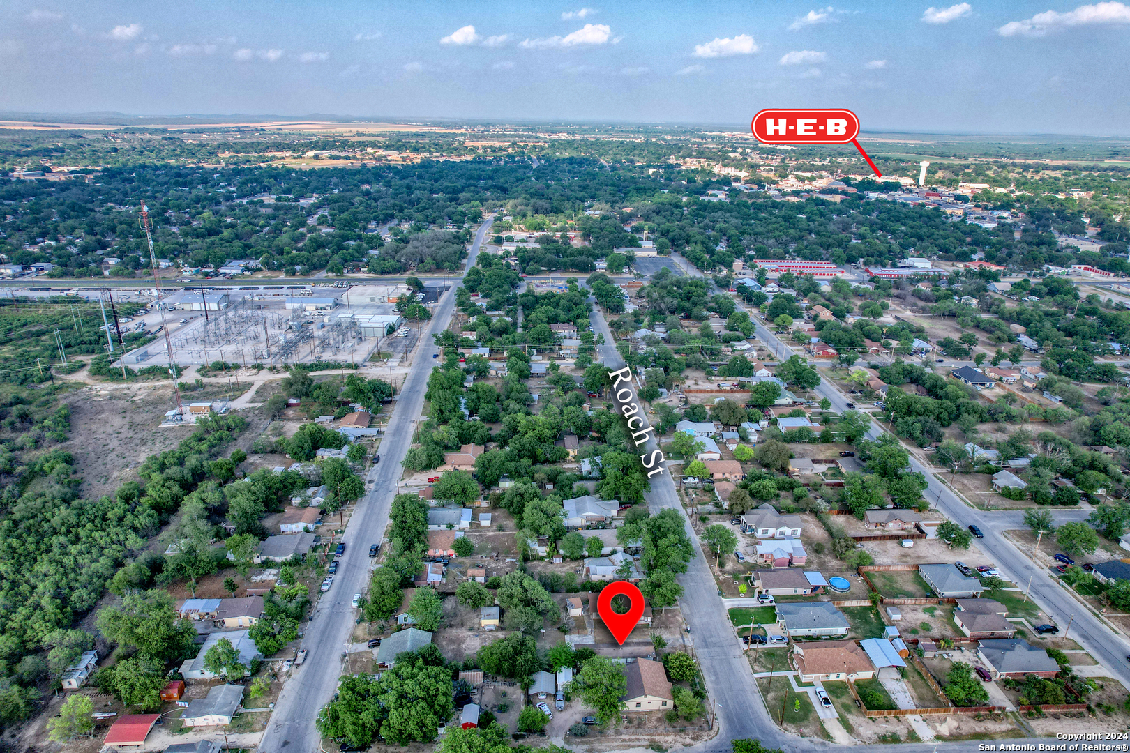 640 Roach Street Uvalde, TX 78801 - Photo 18 of 23 a view of city and flowers