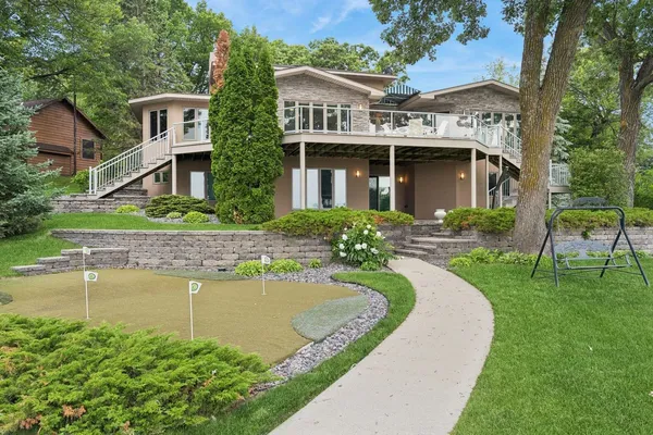 $1,099,900 | 10957 Highway 71 Northeast, Spicer, MN 56288