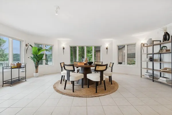 $1,099,900 | 10957 Highway 71 Northeast, Spicer, MN 56288