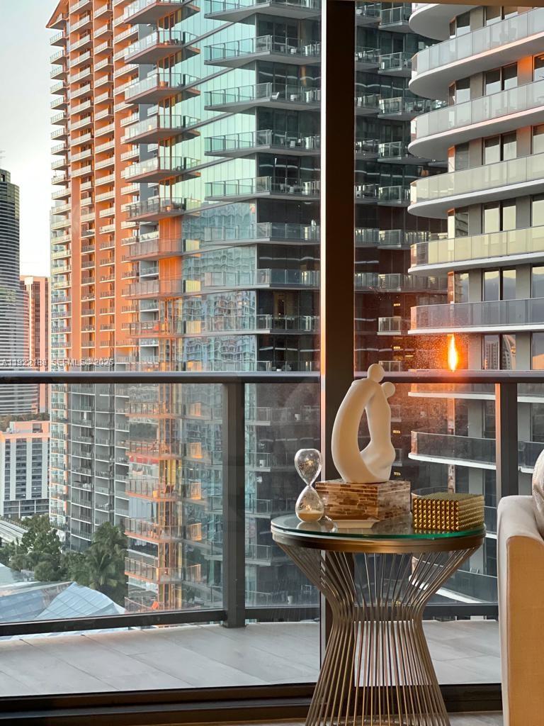 45 Southwest 9th Street, Unit 2201 Miami, FL 33130 - Photo 22 of 36