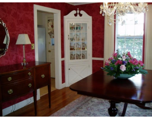 11 Van Greenby Road Lowell, MA 01851 - Photo 8 of 17 Gallery Image 8