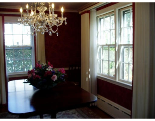 11 Van Greenby Road Lowell, MA 01851 - Photo 9 of 17 Gallery Image 9