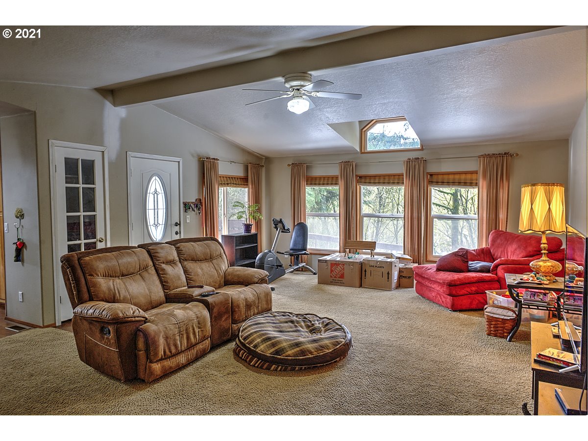 170 Hawks View Road Woodland, WA 98674 - Photo 11 of 32 Gallery Image 11