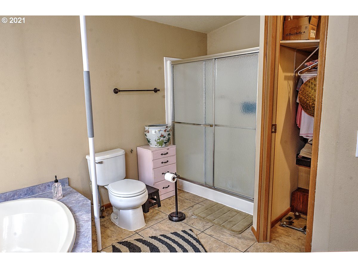 170 Hawks View Road Woodland, WA 98674 - Photo 25 of 32 Gallery Image 25