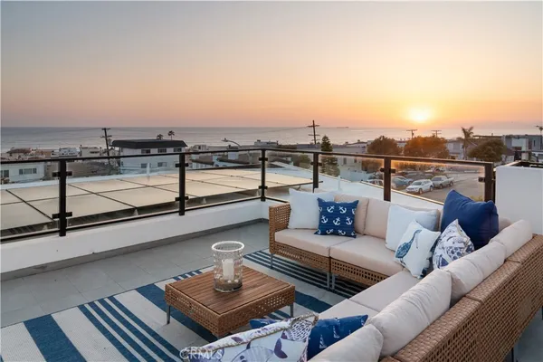 $9,150,000 | 2141 Circle Drive, Hermosa Beach, CA 90254