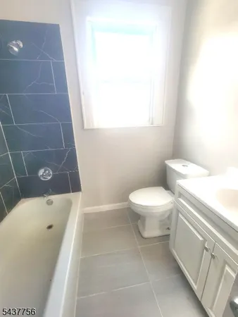 $2,500 | 195 Lehigh Avenue, Unit 2, Newark, NJ 07112