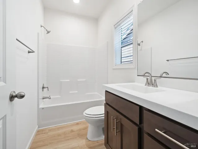 $119,950 | 311 Lake Mendocino Drive, Unit 9, Ukiah, CA 95482