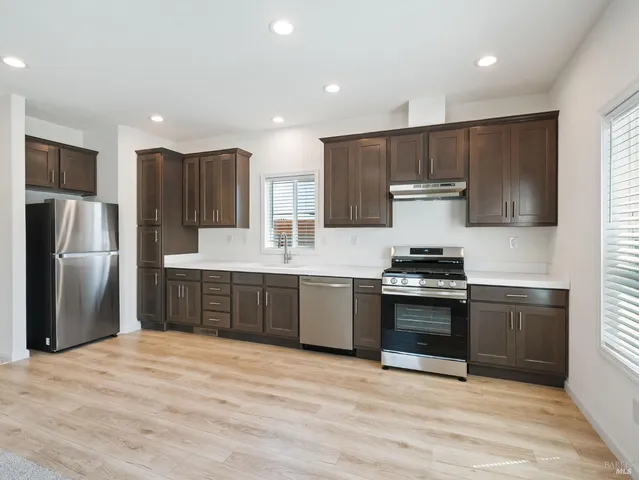 $119,950 | 311 Lake Mendocino Drive, Unit 9, Ukiah, CA 95482