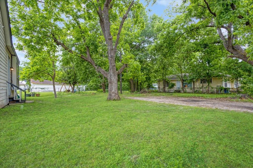721 Maple Street Bonham, TX 75418 - Photo 30 of 30 a view of green field