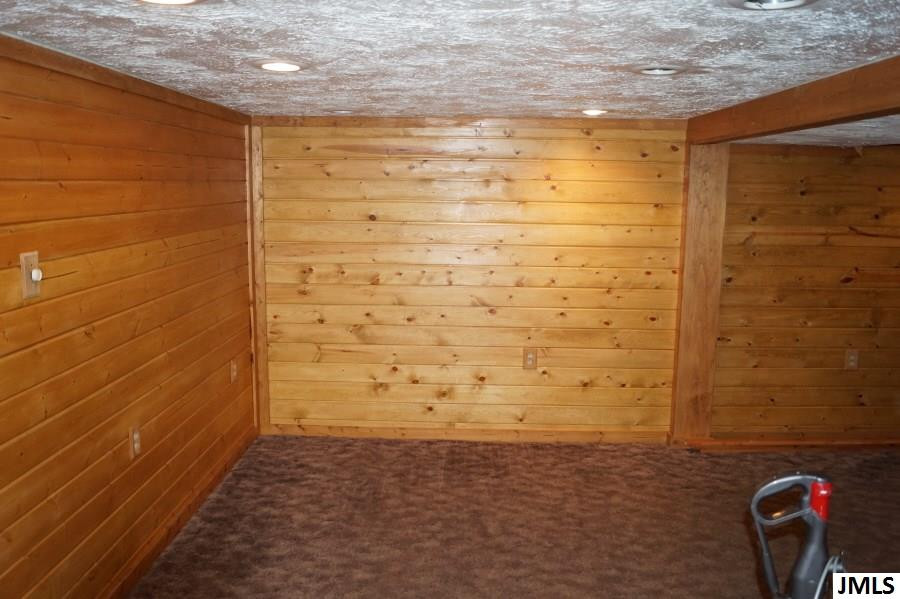 1005 South Sutton Road Jackson, MI 49203 - Photo 16 of 24 Photo 16