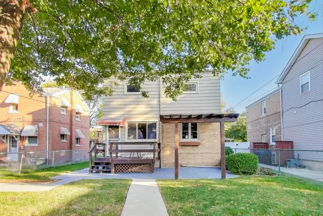 $450,000 | 7805 West Farragut Avenue, Chicago, IL 60656