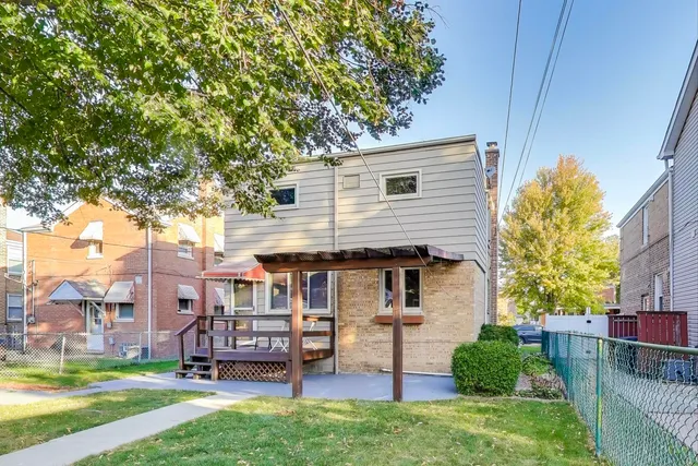 $450,000 | 7805 West Farragut Avenue, Chicago, IL 60656