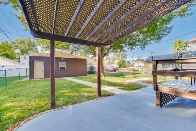 $450,000 | 7805 West Farragut Avenue, Chicago, IL 60656