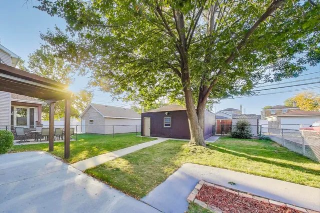 $450,000 | 7805 West Farragut Avenue, Chicago, IL 60656