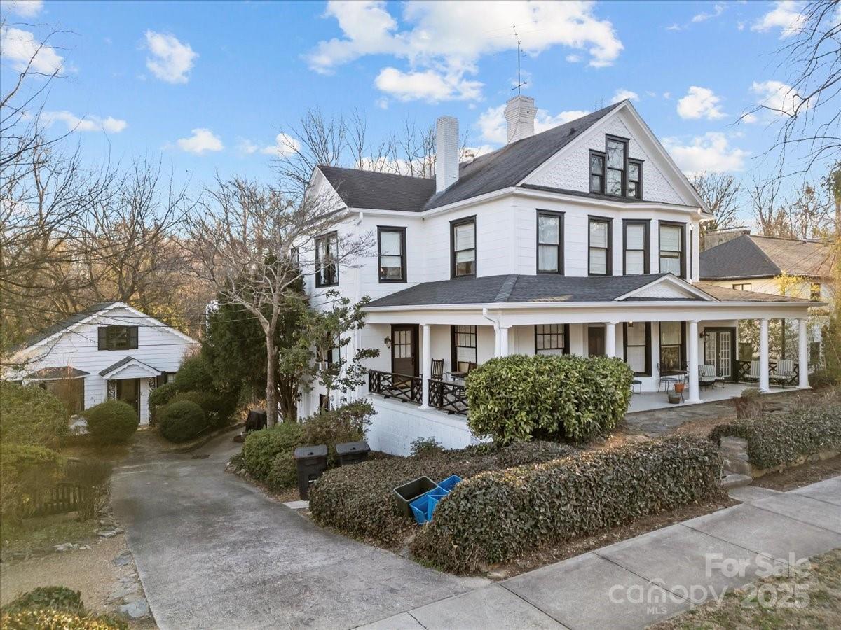 135 Melrose Avenue Tryon, NC 28782 - Photo 3 of 21