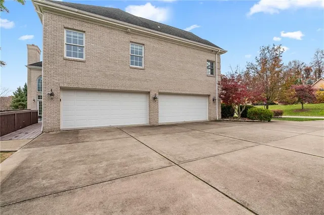 $1,650,000 | 711 Parkview Drive, Gibsonia, PA 15044