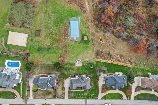 $1,650,000 | 711 Parkview Drive, Gibsonia, PA 15044