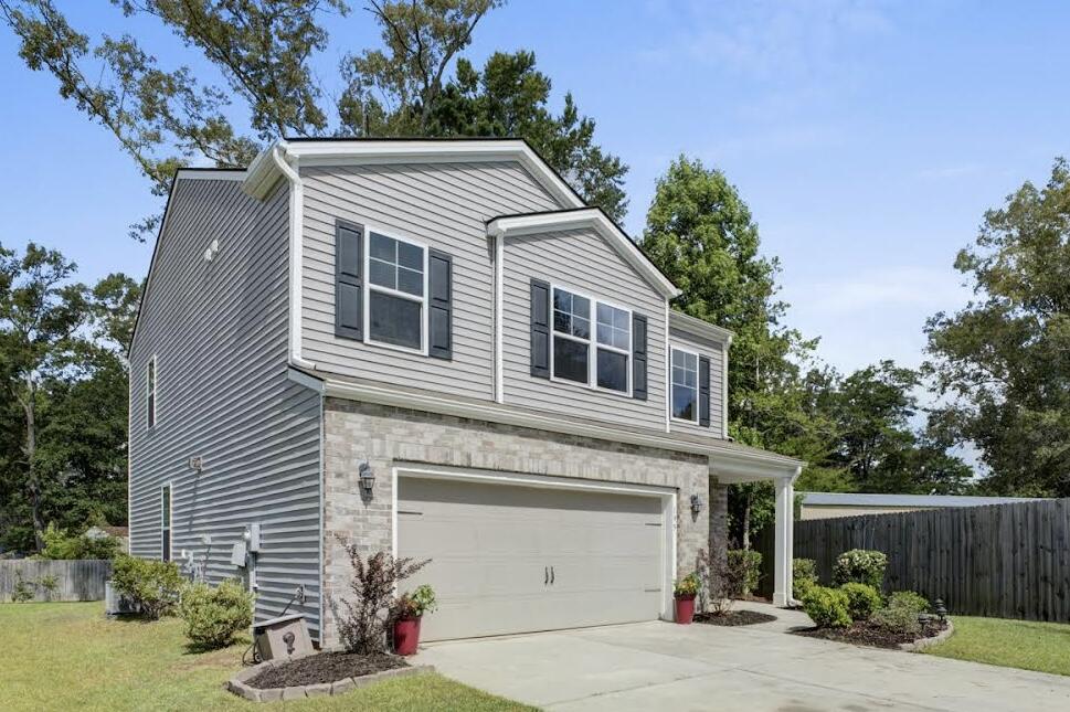 195 Hickory Ridge Way Summerville, SC 29483 - Photo 3 of 34 3