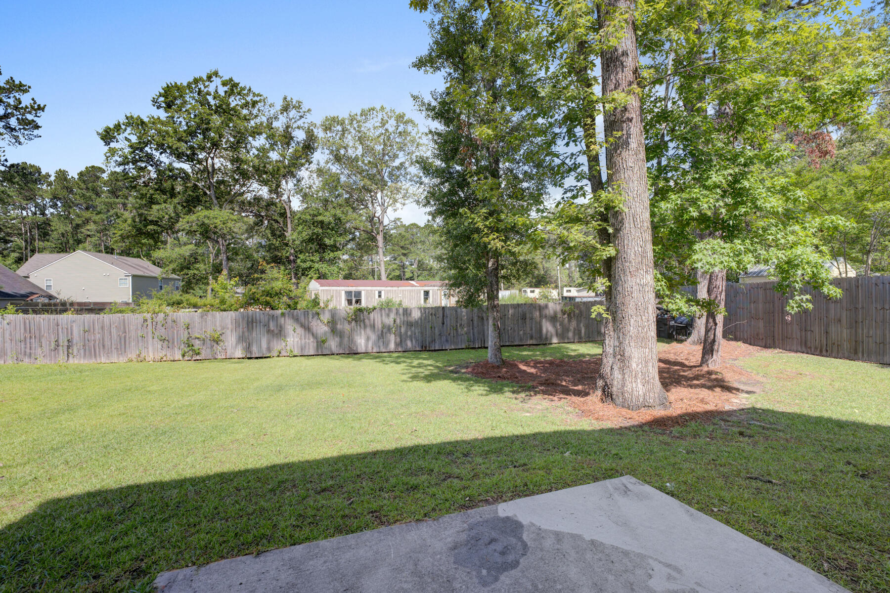 195 Hickory Ridge Way Summerville, SC 29483 - Photo 7 of 34 backyard