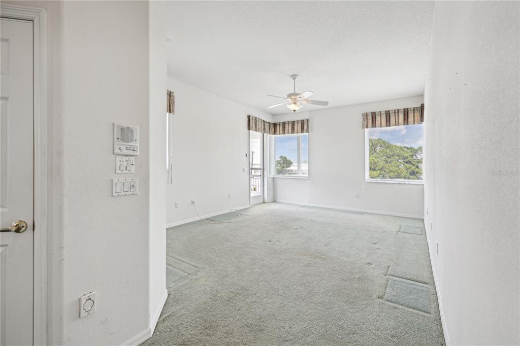 329 Sunset Way Palm Harbor, FL 34683 - Photo 26 of 72