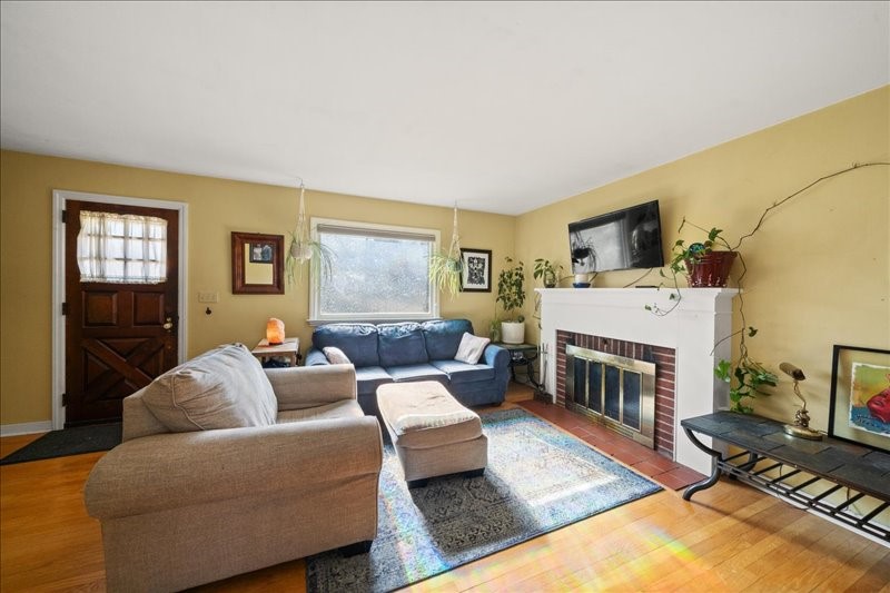 301 Edgewood Road Vestal, NY 13850 - Photo 2 of 25