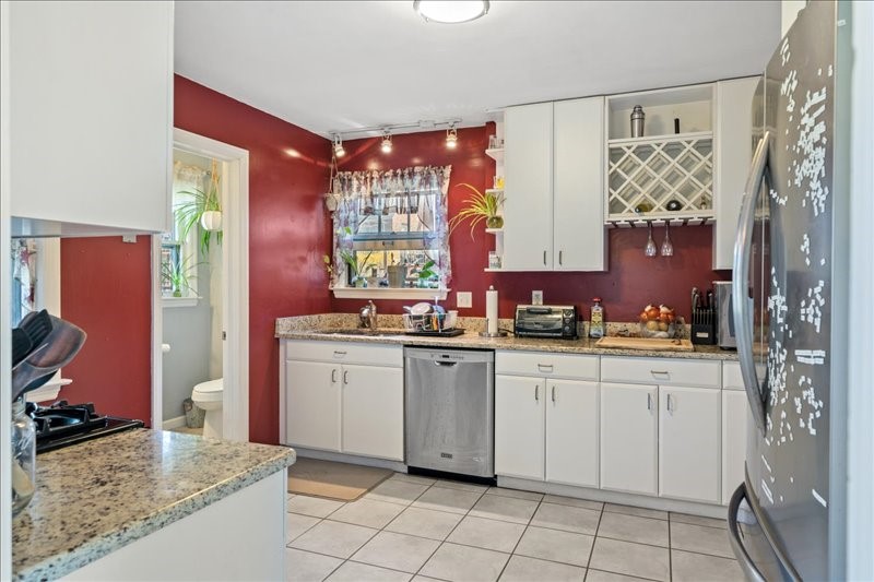 301 Edgewood Road Vestal, NY 13850 - Photo 7 of 25