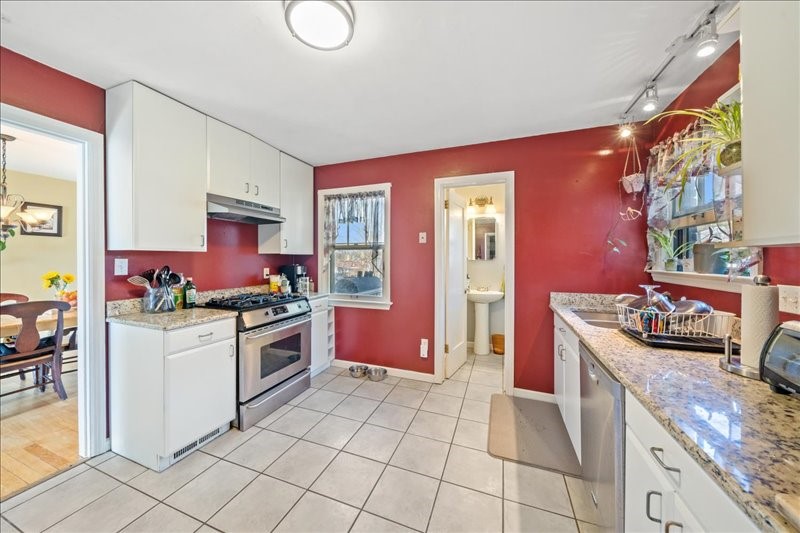 301 Edgewood Road Vestal, NY 13850 - Photo 8 of 25