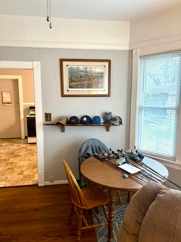 $179,900 | 913 69th Street, Kenosha, WI 53143