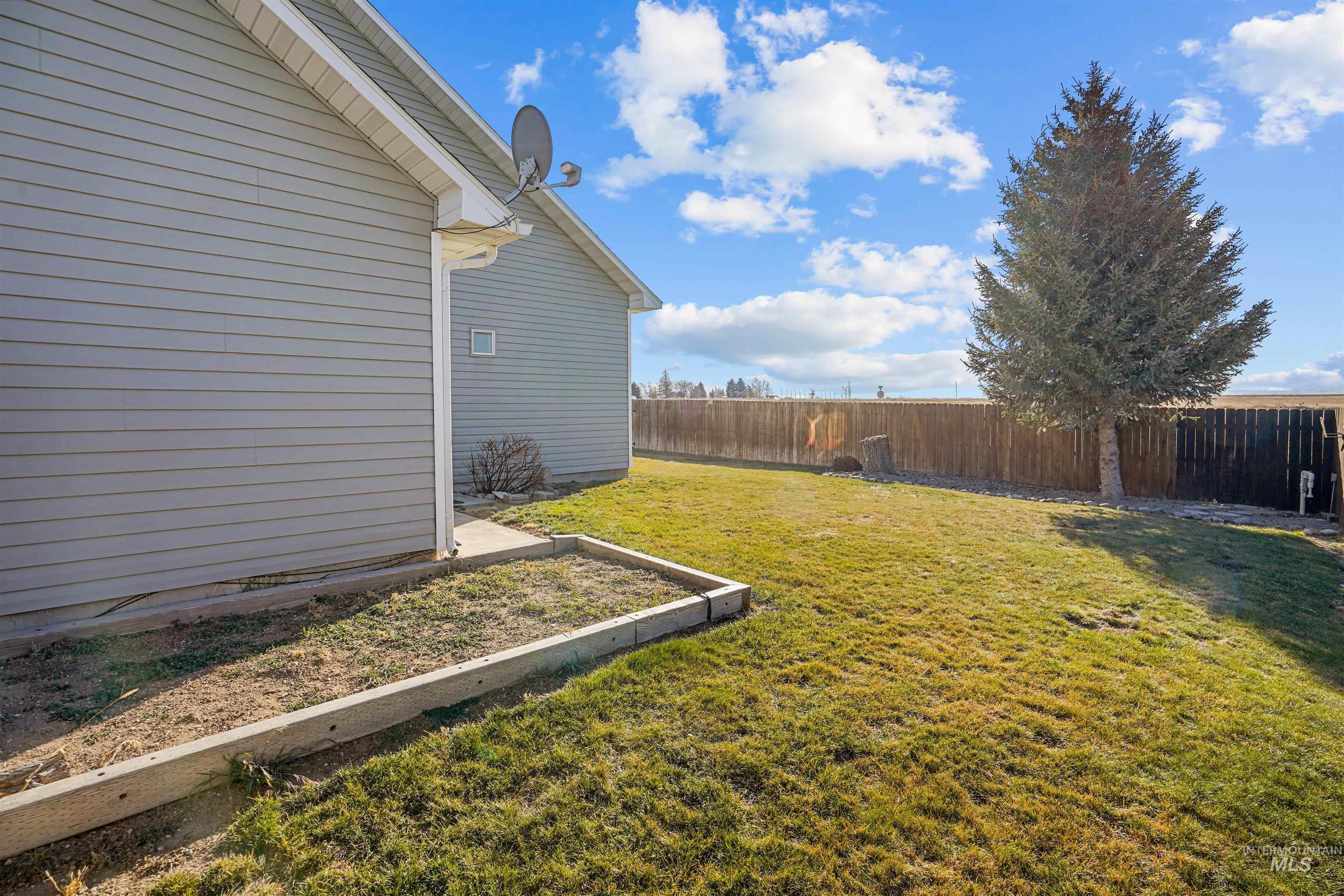 330 West 2nd Street Hazelton, ID 83335 - Photo 23 of 32