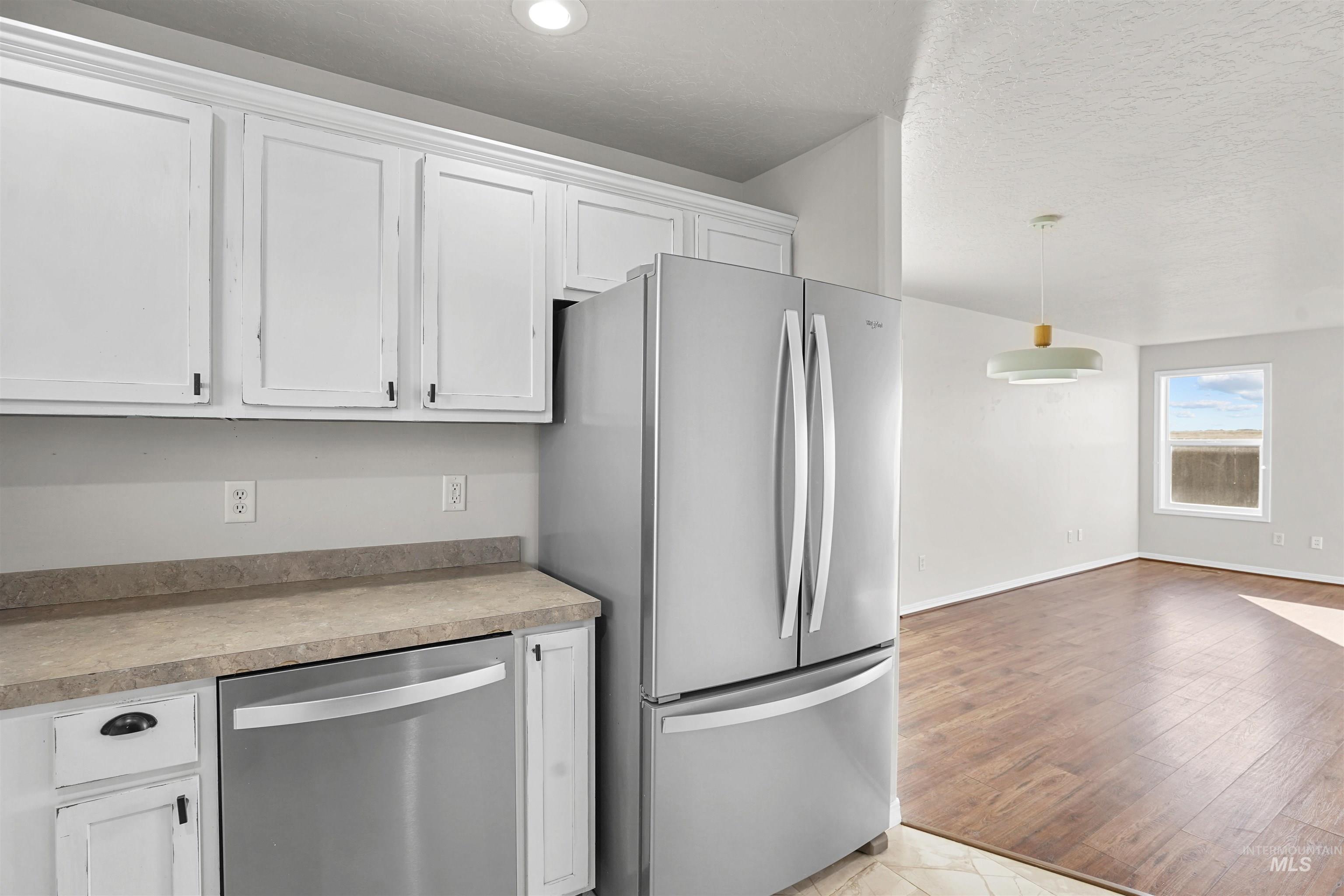 330 West 2nd Street Hazelton, ID 83335 - Photo 4 of 32