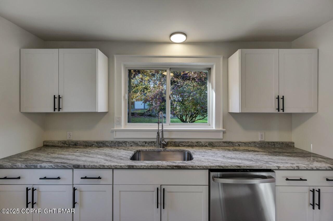 420-426 Scotrun Avenue Scotrun, PA 18355 - Photo 12 of 53 420 Scotrun Ave 11 Large