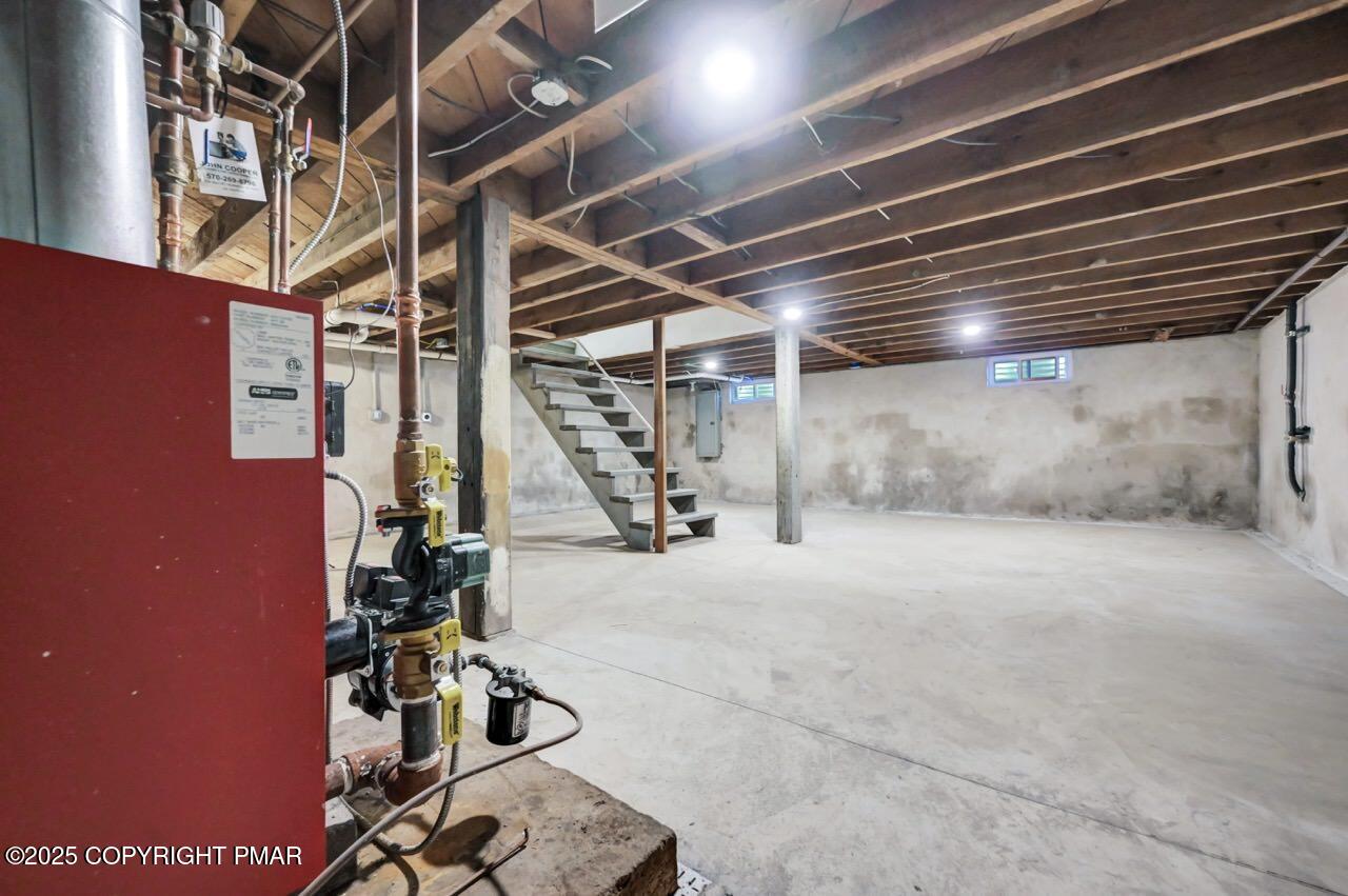 420-426 Scotrun Avenue Scotrun, PA 18355 - Photo 35 of 53 420 Scotrun Ave 34 Large