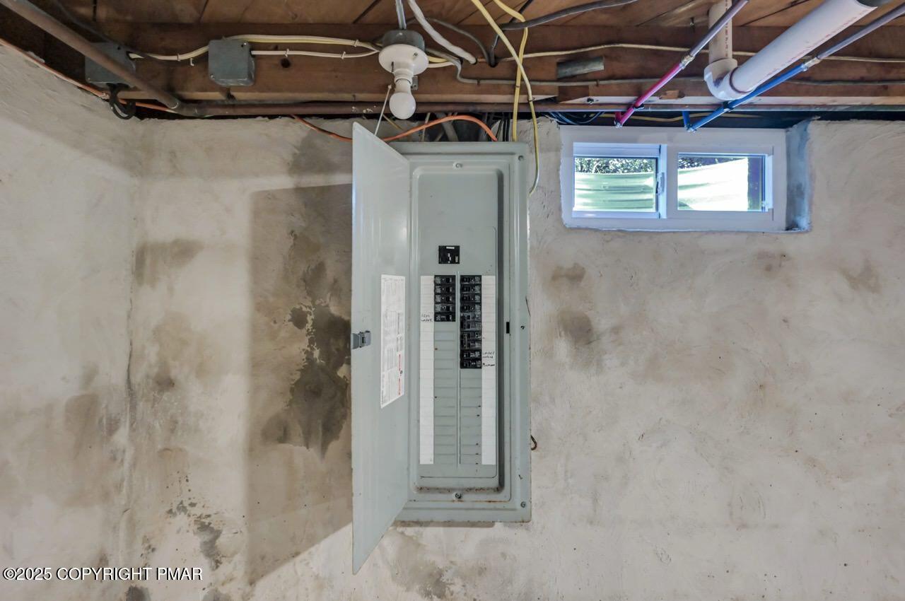 420-426 Scotrun Avenue Scotrun, PA 18355 - Photo 39 of 53 420 Scotrun Ave 38 Large