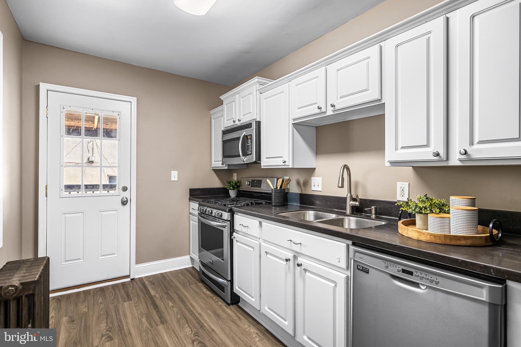 1405 Covington Street Baltimore, MD 21230 - Photo 10 of 26 Lots of functional space