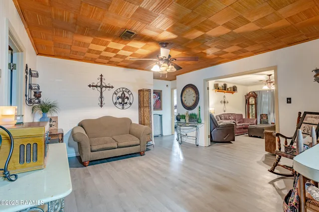 $199,000 | 108 Sunset Drive, Rayne, LA 70578