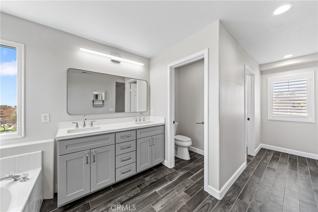 3306 Rochelle Lane Corona, CA 92882 - Photo 35 of 73