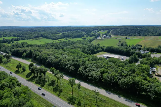 $199,900 | 1 Map Drive, Fairfield, ME 04937