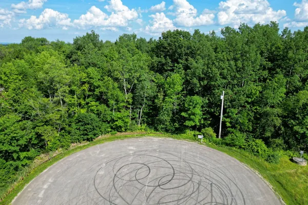 $199,900 | 1 Map Drive, Fairfield, ME 04937