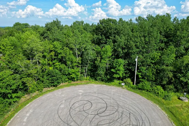 $199,900 | 1 Map Drive, Fairfield, ME 04937