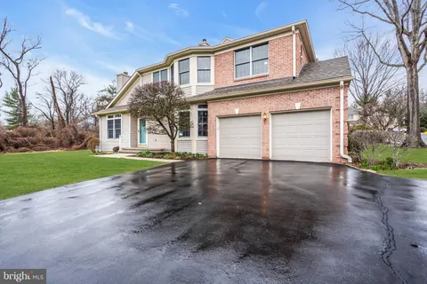 $999,000 | 21 Wilkinson Way, Princeton, NJ 08540