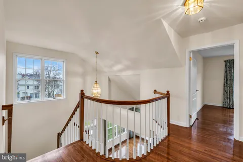 $999,000 | 21 Wilkinson Way, Princeton, NJ 08540
